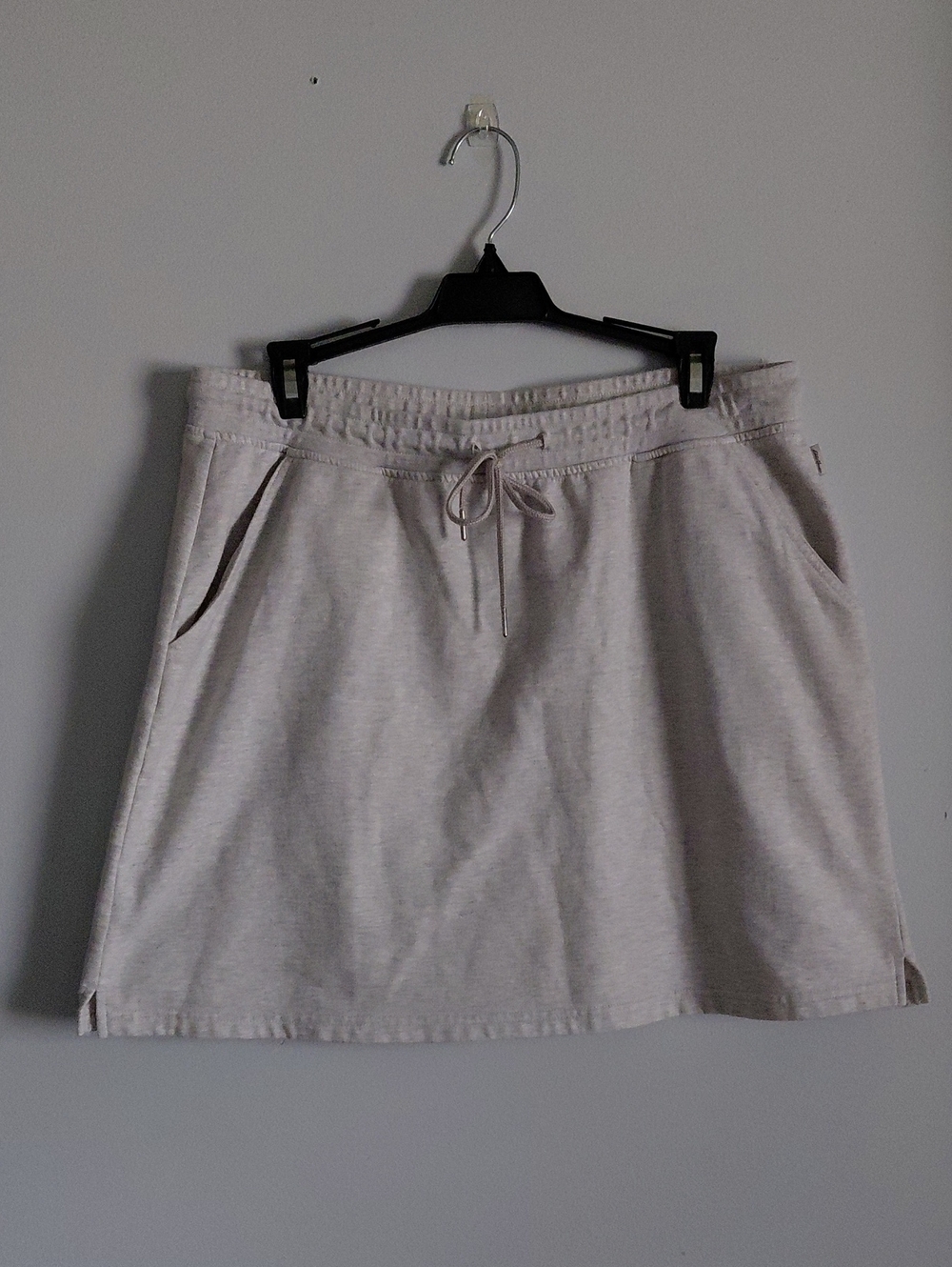 Eddie Bauer Light Gray White Sweat Skirt Drawstring Athleisure Active Athletic L